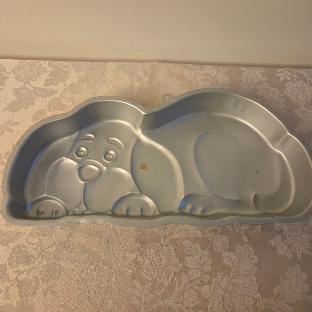 Vintage 1986 Wilton Puppy Dog Cake Pan Aluminum Character Mold 2105-2430 Silver
